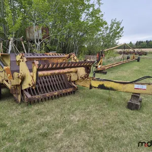 Rock Picker
 UNRESERVED