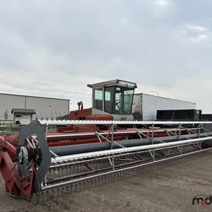 Massey Ferguson 885 Swather w/ 30' Header
 UNRESERVED