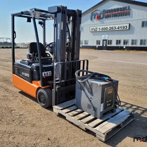 Doosan B20T-5 Forklift w/ EnerSys EnForcer Battery Charger
 UNRESERVED