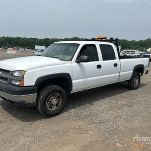 2007 Chevrolet Silverado 2500 4x2 Crew Cab Pickup
