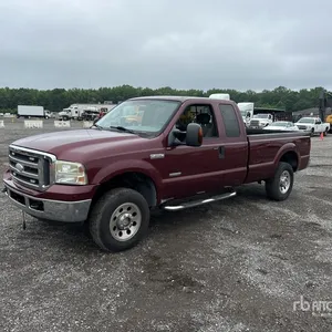 2005 Ford F-250 XLT 4x4 Extended Cab Pickup
