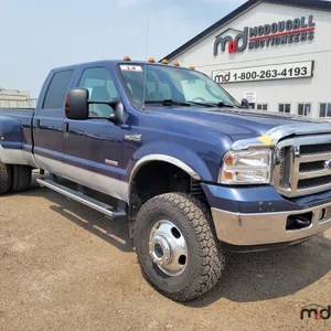 2005 Ford F350 Lariat Dually Crew Cab Pickup Truck
 UNRESERVED