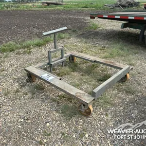 FEEDER HOUSE DOLLY