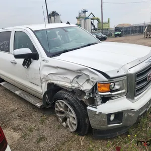 IMPOUND UNIT: 2014 GMC Sierra Truck (White)
 UNRESERVED