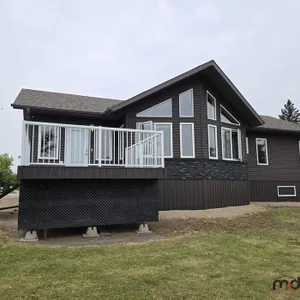 933 Front Street South Broadview, SK 
 Open House Viewing - Monday July 28 from 11 AM to 12:30 PM