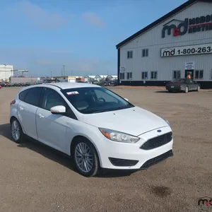 2016 Ford Focus SE Car