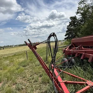 IH 7200 Seed Box Drills