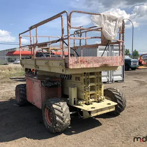 2000 JLG 33 RTS E-10 Scissor Lift