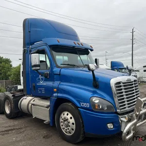 2017 Freightliner Cascadia T/A Day Cab Semi Truck
 UNRESERVED