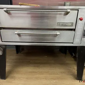 Garland GPD48 Gas Powered Deck Type Pizza Oven
 UNRESERVED