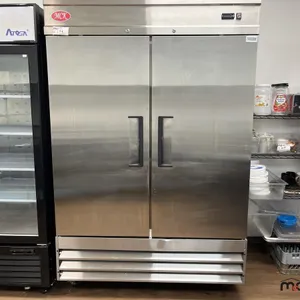 MCK CFD-2FF-HC Freezer (54"x33"x82") 
 UNRESERVED