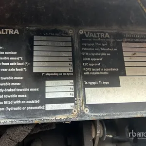 2002 Valtra T-190 4WD Tractor