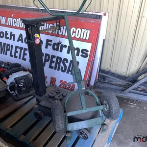 Barrel Cart & Vintage Scale
 UNRESERVED