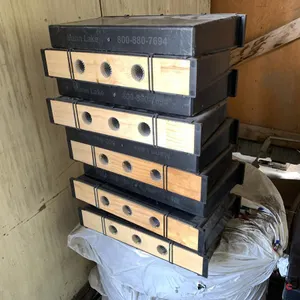 (10) 2-Frame Feeders
 UNRESERVED