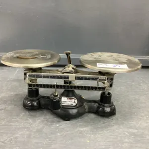 OHAUS CAST BALANCE SCALE