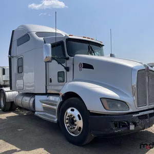 2011 Kenworth T660 Semi Truck