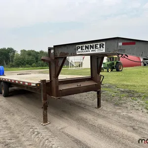 Penner Gooseneck Trailer