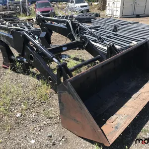 New Holland 84LB Loader Attachment
 UNRESERVED