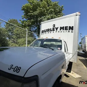 1995 Ford F-Super Duty Box Truck (Non-Runner)
 UNRESERVED
