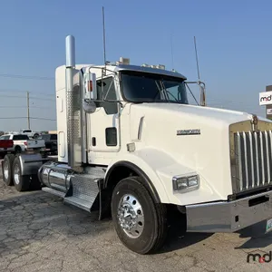 2013 Kenworth T800 T/A Semi Truck