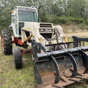 1980 Case 2090 Tractor