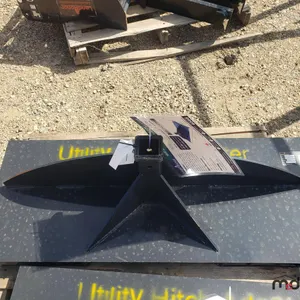 Landhonor UHA-16-3000G Skid Steer Utility Hitch Adapter 2" Receiver
 UNRESERVED
