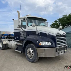 2011 Mack CXU613 T/A Day Cab Semi Truck