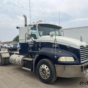 2011 Mack CXU613 T/A Day Cab Semi Truck