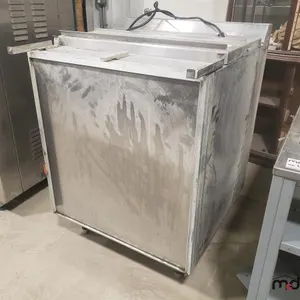 27" Prep Table
 UNRESERVED