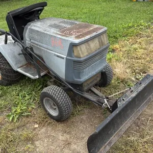 Craftsman 18hp lawn tractor with 4' blade **Key + Manual** H68