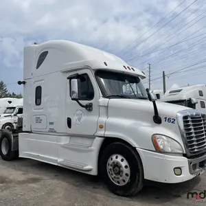2015 Freightliner Cascadia T/A Sleeper Semi Truck
 UNRESERVED
