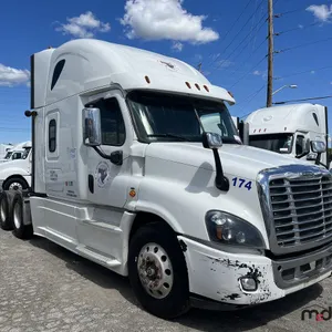 2016 Freightliner Cascadia T/A Sleeper Semi Truck
 UNRESERVED