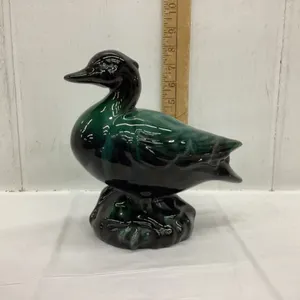 UNMARKED BLUE MOUNTAIN POTTERY DUCK