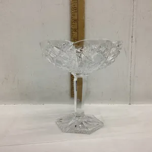 CRYSTAL CANDY DISH ON STAND - PINWHEEL