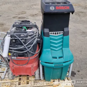 Pallet of Wood Chipper, Vacuum Cleaner, Spray Paint System 