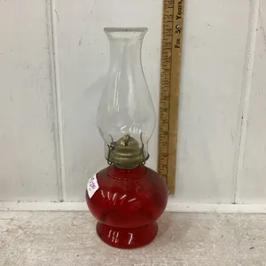 RED ROUNDED BASE OIL LAMP