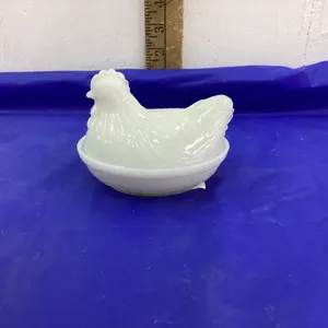 SMALL CHICKEN PIN DISH - 5” X 4”