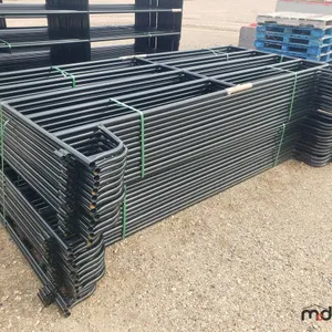 Bundle of 1-1/4" Tubing Livestock Corral Panels (Approx. 109" x 60")
 UNRESERVED