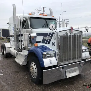 2018 Kenworth W900 Semi Truck