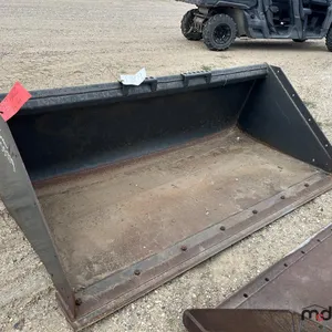 Approx 80" Snow Bucket Attachment
 UNRESERVED