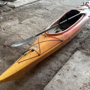 12’ Iqaluit kayak w/ paddle