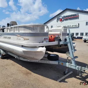 2005 Crestliner 2085 Sport LX Pontoon Boat w/ 2005 EZ Loader Boat Trailer
 RESERVE LIFTED