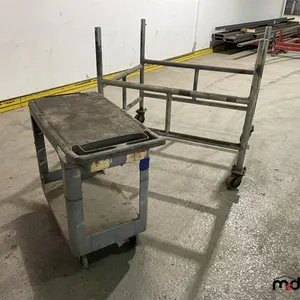(2) Chariots roulants
 UNRESERVED
