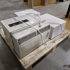 Fedders Air Conditioner and (2) Sanyo Microwaves
 UNRESERVED