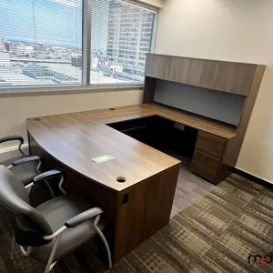 U-Shaped Desk w/ (2) Bookshelves
 UNRESERVED