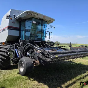 1998 Gleaner R72 Combine w/ Agco Pick Up Header
 UNRESERVED