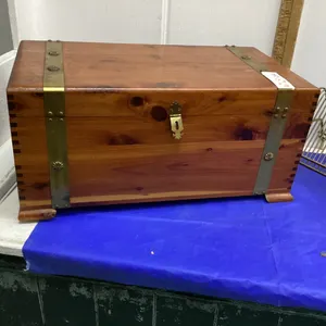 WOODEN CHEST + (2)RECORD HOLDERS