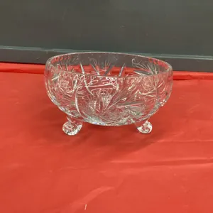 PINWHEEL CRYSTAL BOWL W/ 3 LEGS