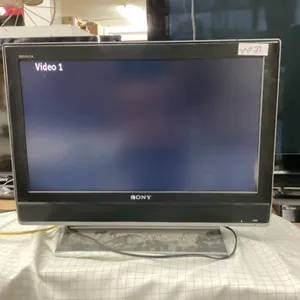 SONY BRAVIA  26" FLAT SCREET TV  W/ REMOTE ON STAND