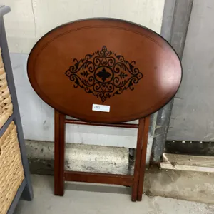 OVAL TV TRAY